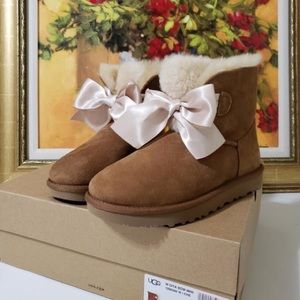 UGG Women's Sz 10 Gita Bow CHESTNUT Mini Bow